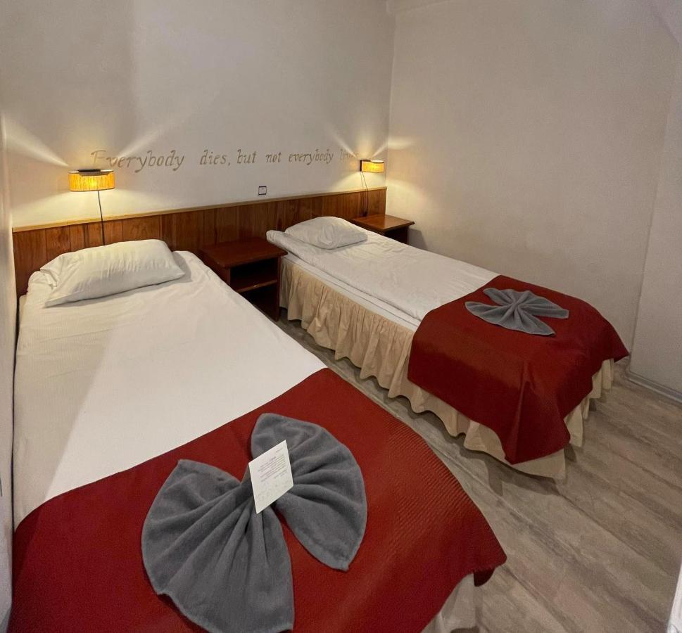 Nb Hotel With Free Parking รีกา ภายนอก รูปภาพ